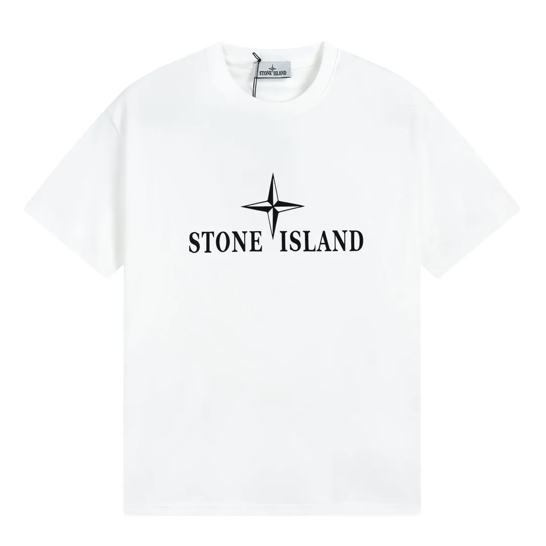 W628#P110💰 [Stone lsland/Stone Island summer new chest darts English printed pattern short-sleeved T-shirt] ⚠️[Original creation, high control of details] Made of 260 grams of combed cotton, 32-count double yarn, soft and comfortable to the touch, sweat-absorbent and breathable. -Simple basic and versatile style, original quality, the first choice for couples. -Made by a large factory, four needles and five threads on the shoulder, neat routing, high quality workmanship. -Same style for men and women. Very versatile, one piece for everyone, details are clearly visible. Color: Black White Size: M L